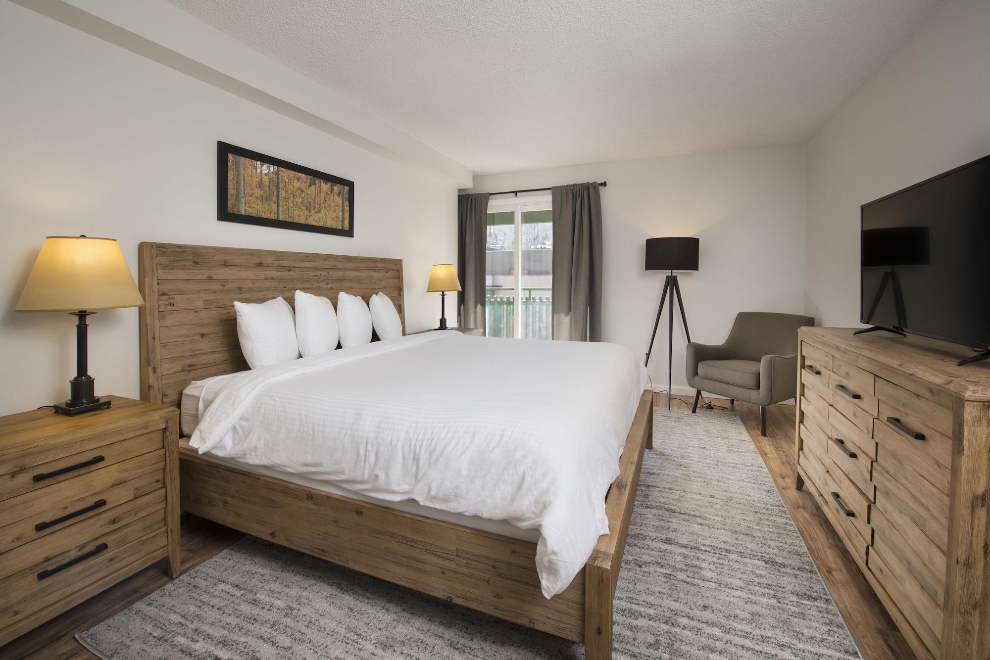 Hotel Evergreen At 3*